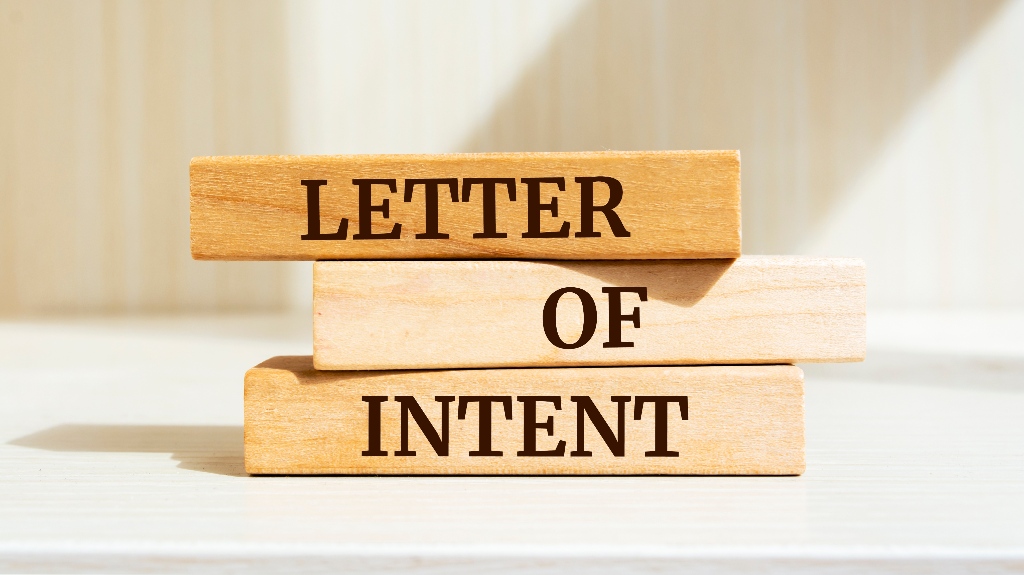 Wooden blocks with words 'Letter of Intent'